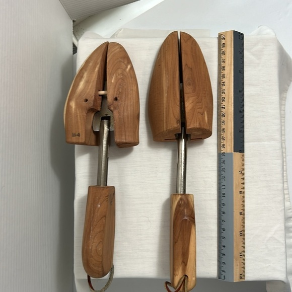 Shoe Keepers by Rochester Shoe Tree Co Vintage Wooden Cedar - Picture 6 of 6